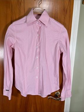 Women's Pink Patterned Button-Down Shirt - Classic Collared Style